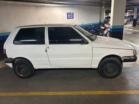 FIAT UNO 1.0 MPI MILLE FIRE ECONOMY 8V FLEX 2P MANUAL FIAT UNO 1.0 MPI MILLE FIRE ECONOMY 8V FLEX 2P MANUAL